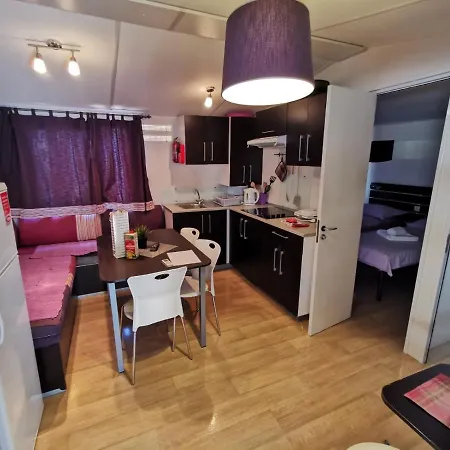 Campeggio Mobile Homes Marita Šimuni