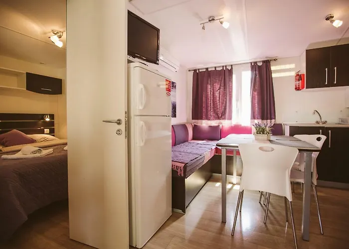 Mobile Homes Marita אתר קמפינג