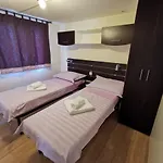 Mobile Homes Marita 营地 Šimuni