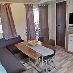 Mobile Homes Marita 营地 Šimuni