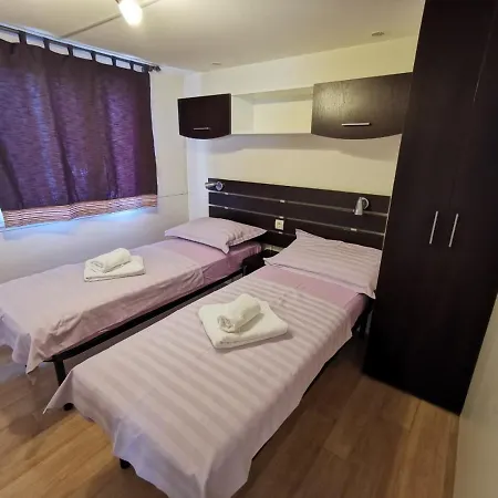 Mobile Homes Marita Campsite Simuni