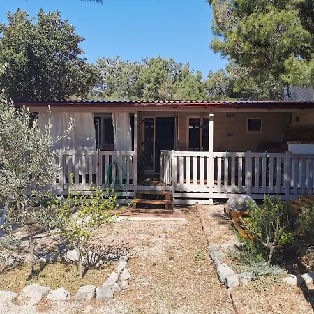 Mobile Homes Marita Campsite Simuni