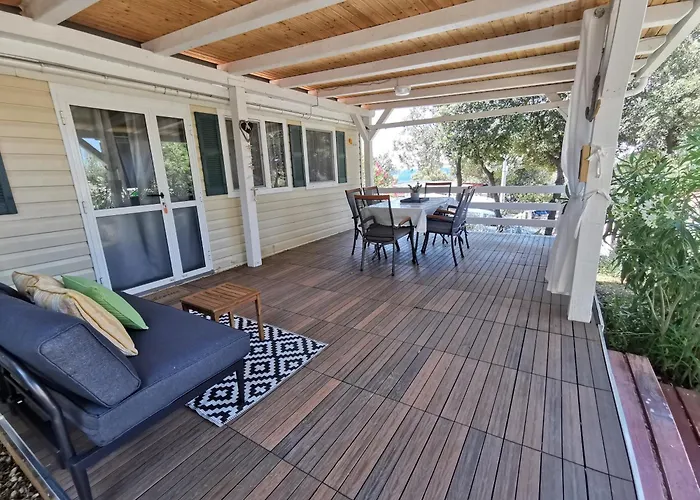 Mobile Homes Marita 캠프장