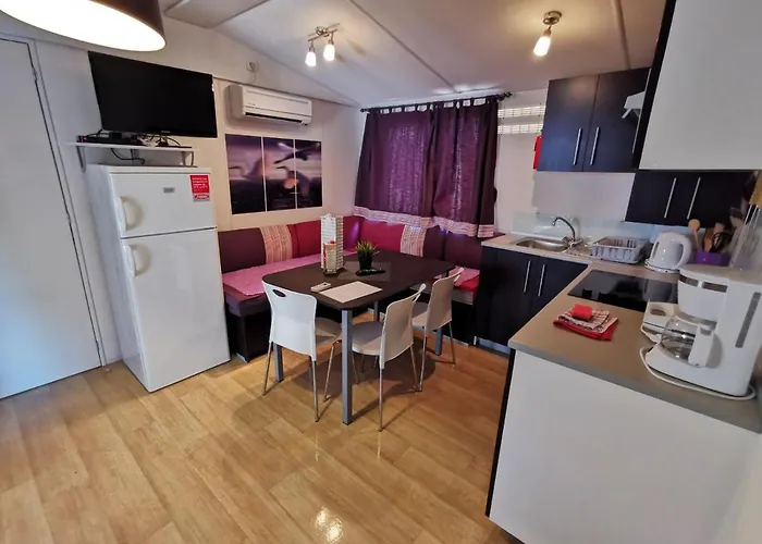 Кемпинг Mobile Homes Marita Шимуни